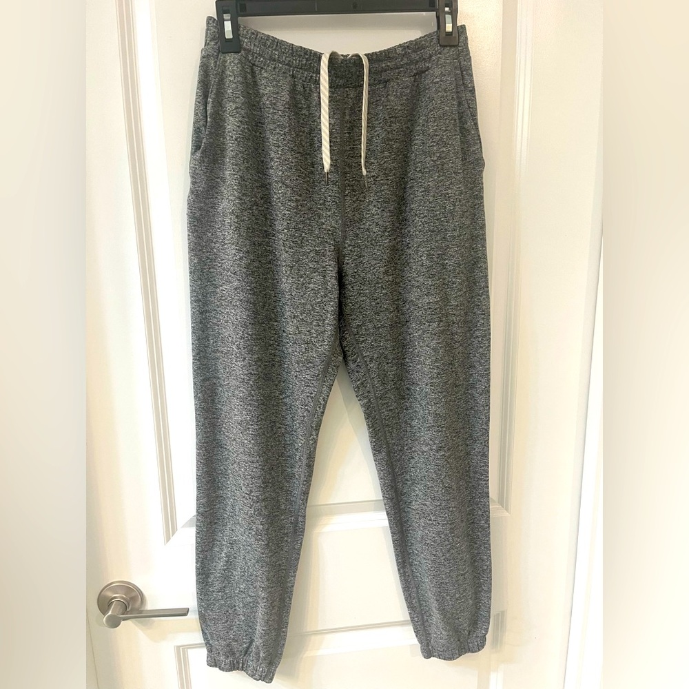 Vuori boyfriend sweatpant joggers
